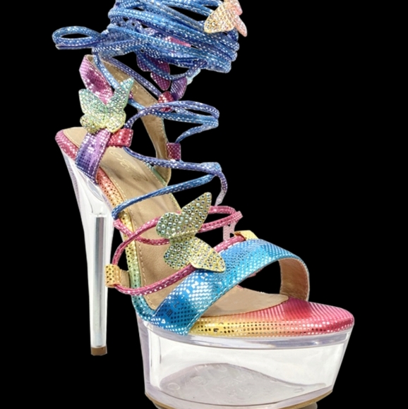 ISO Heels & Shoes - Picture 2 of 9